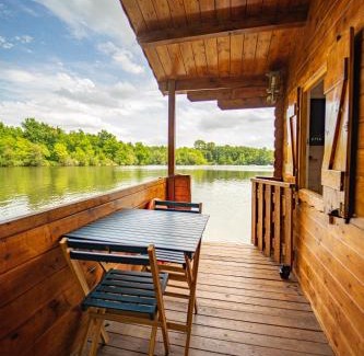 Sablons Cabin | Dahu Wake Park, proche Saint Emilion