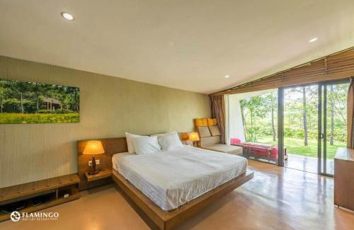 Ngoc Quang House | Dai Lai Resort- Forest Villa