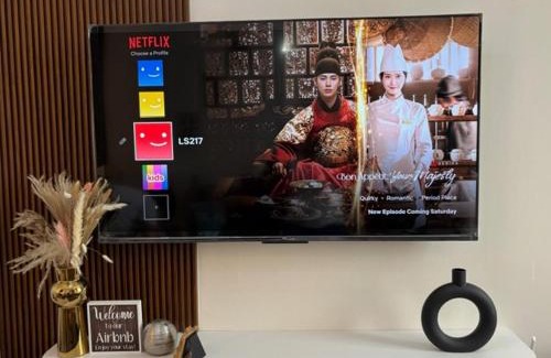 Balibago Apartment | Dainty Den LS217- Chic & Relaxing Stay Near Enchanted Kingdom