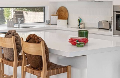 Portsea House | Daisy’s Coastal Hideaway