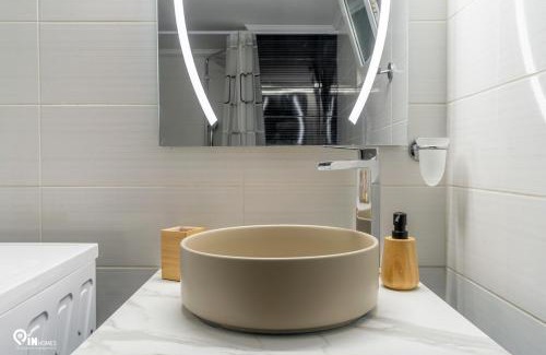 Aigaleo Apartment | Danae's House Project In Athens