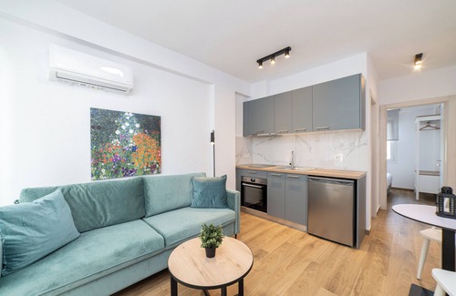 Paralia Ofryniou Apartment | Danai & Palm Residential Complexes