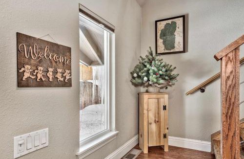 Tahoe Paradise House | Dancing Bear Cabin - Pet Friendly Sleeps 4 Totally cute