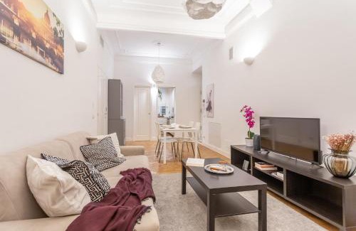 Rione VI Parione Apartment | Daplace - Matilde Apartment