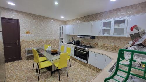 Seeb Hostel | Dar Shaden Hostel