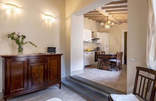 Sant' Ambrogio Apartment | David Apartments - Michelangelo