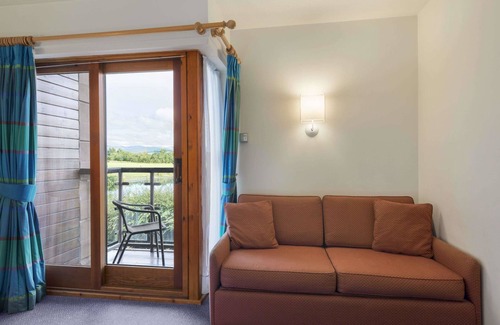 Johnstonebridge Hotel | Days Inn by Wyndham Lockerbie Annandale Water