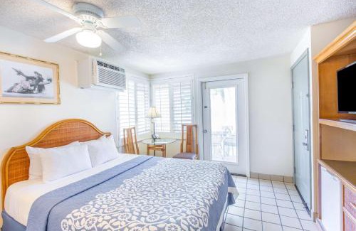 Kihei Hotel | Days Inn by Wyndham Maui Oceanfront