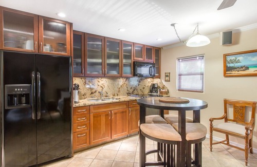 Kihei Hotel | Days Inn by Wyndham Maui Oceanfront