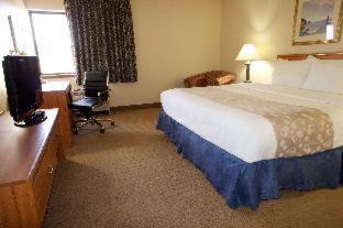 Pleasant Prairie Hotel | Days Inn by Wyndham Pleasant Prairie Kenosha