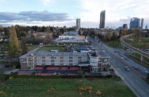 Surrey Hotel | Days Inn by Wyndham Surrey