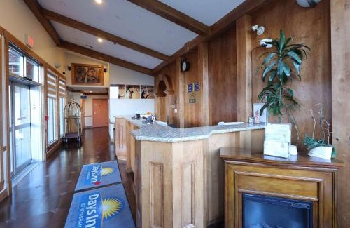 Surrey Hotel | Days Inn by Wyndham Surrey