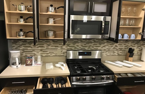 Port Arthur Hotel | Days Inn & Suites by Wyndham Port Arthur