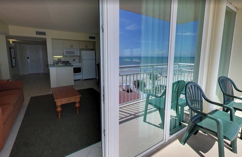 Ormond Beach Resort | Daytona Bike Week 2025 Beautiful 2-bedroom Resort Ormond Beach with WiFi