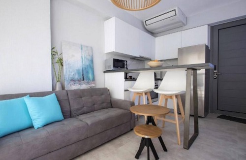 Pefkochori Villa | Dazzling Halkidiki Villa | Villa LothÃ­riel | 3 Bedrooms | Spacious Furnished.