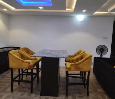 Abeokuta Apartment | DBaLoGuN's PlaCe -DOWNTOWN PANSEKE -OLUWO AREA