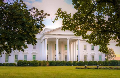 Connecticut Ave - K Street Apartment | DC VEEP Suite – Exclusive & Iconic Stay
