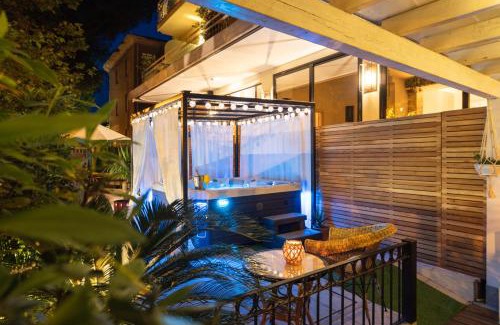 Cattolica Bed & Breakfast | De La Ville Hotel