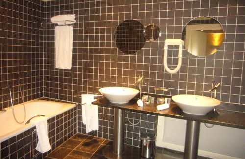 Historical Center Bruges Hotel | De Tuilerieën - Small Luxury Hotels of the World