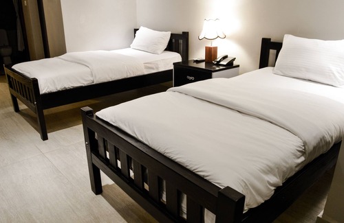 Parklands Hotel | Decale Jewel Stone Hotel