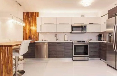 City Center Apartment | Decoplage ocean view