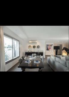 Les Berges Du Lac II Villa | Dedine