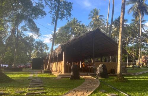 Ibbagamuwa Hotel | Deduru Cabana Nature Resort