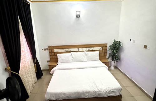 Port Harcourt Hotel | Dee Os' Hotel