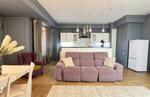 Almaty Apartment | Deer Cave in Urban City 2