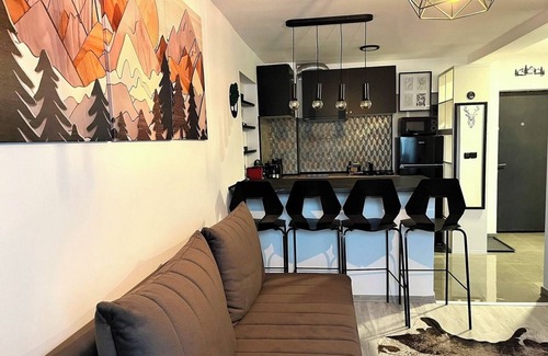 Busteni Apartment | Deer House Sinaia | Fireplace and Balcony