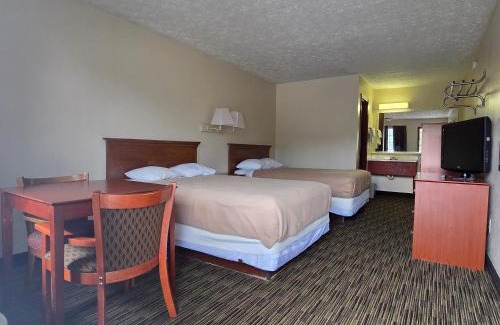 Acworth Hotel | Deerfield Lodge