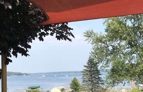 Delavan Lake House | Delavan lake front house