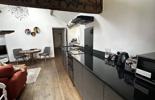 Knaresborough Cottage | Delightfully Converted 1 bed 19th century cottage