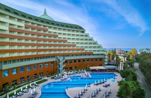 Lara Resort | Delphin Palace Hotel