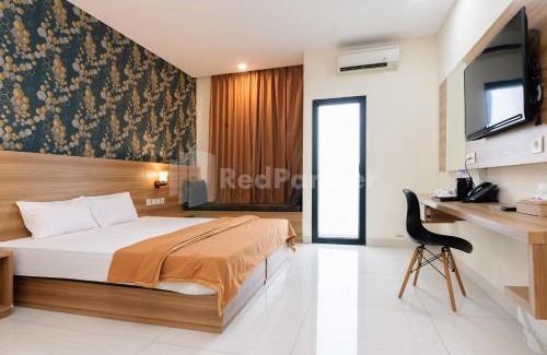 Karang Bolong Hotel | Deluma Hotel Syariah RedPartner