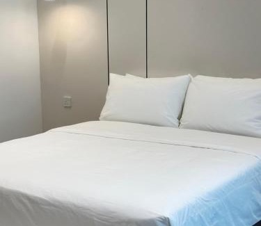 Likas Apartment | Deluxe 1BR Seaview and Mountain View with balcony