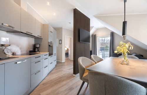 Meissen House | Deluxe double room with private bathroom