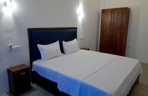 Pottuvil Division 2 House | Deluxe Rooms in Arugambay