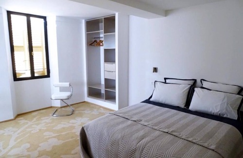 Valbonne House | Demeure d'Hotes Le Rocher