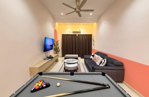 Kuantan House | DeMUJI5 14PAX 4BR NearTC, PS4, PoolTable, Netflix