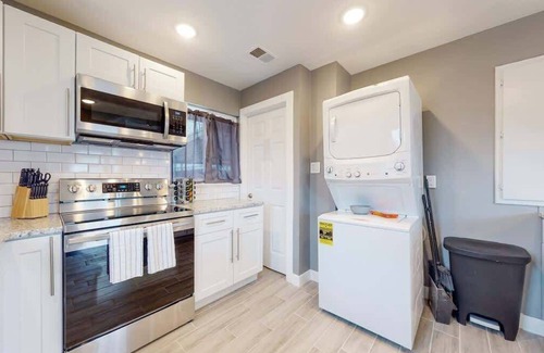 Twin Lakes House | Denver 2 King Bed Cozy Upper Unit