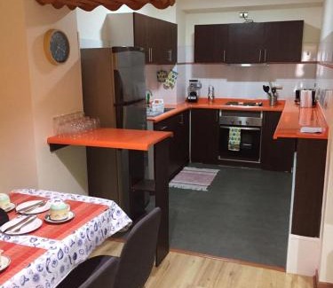 Tome Apartment | Departamento completo 41 mts2 -2 habs y 1 futón - Centro Tomé - 5 personas - Edificio Don Francisco max