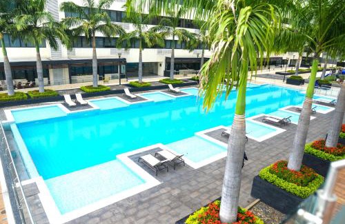 Puerto Santa Ana Apartment | Departamento Doble con vista a la ciudad y Rio