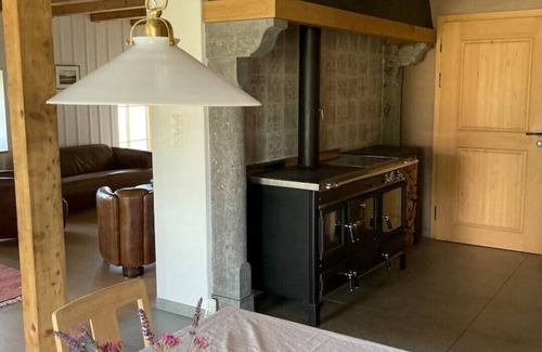 La Brevine Other | Der Charakter Eines Alten Bauernhofs im Herzen der Natur