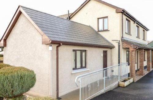 Enniskillen House | Derriens Farmhouse