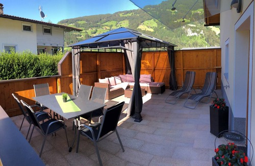 Schwendau Apartment | Description
