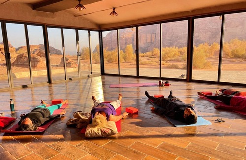 Aqaba RV Rental | Desert camp and retreat center with staff and cook in Wadi Rum, Jordan