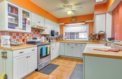 Columbus House | Desert Hideaway w/Patio Lounge in Columbus!