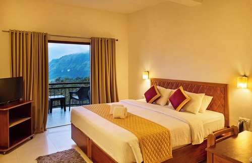 Kannan Devan Hills Hotel | Deshadan Mountain Resort