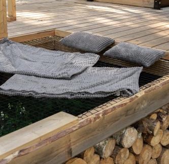 Kuortti Ski Chalet | Design Cabin with Jacuzzi, Sauna & Nature
